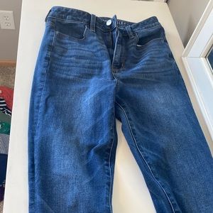 American Eagle next level stretch women’s jeans.